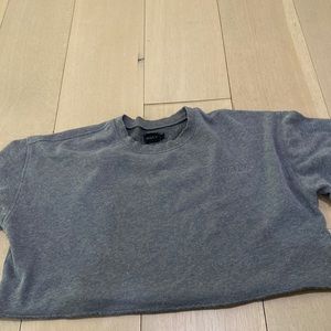 WSLY gray cropped crewneck